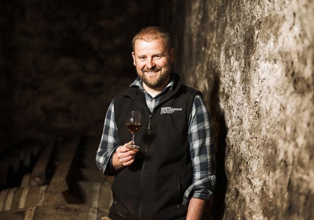 アダムハネット